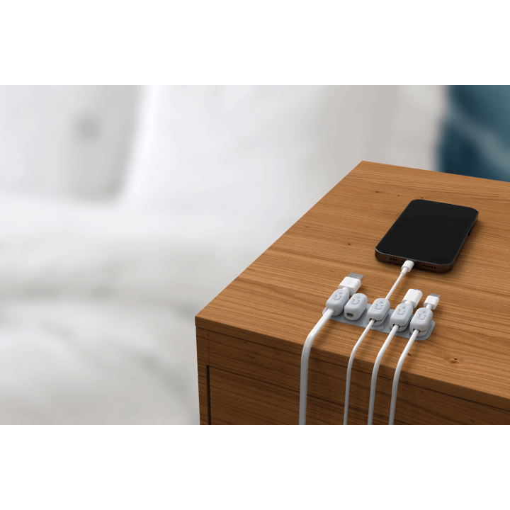 Magnetic cable holder
